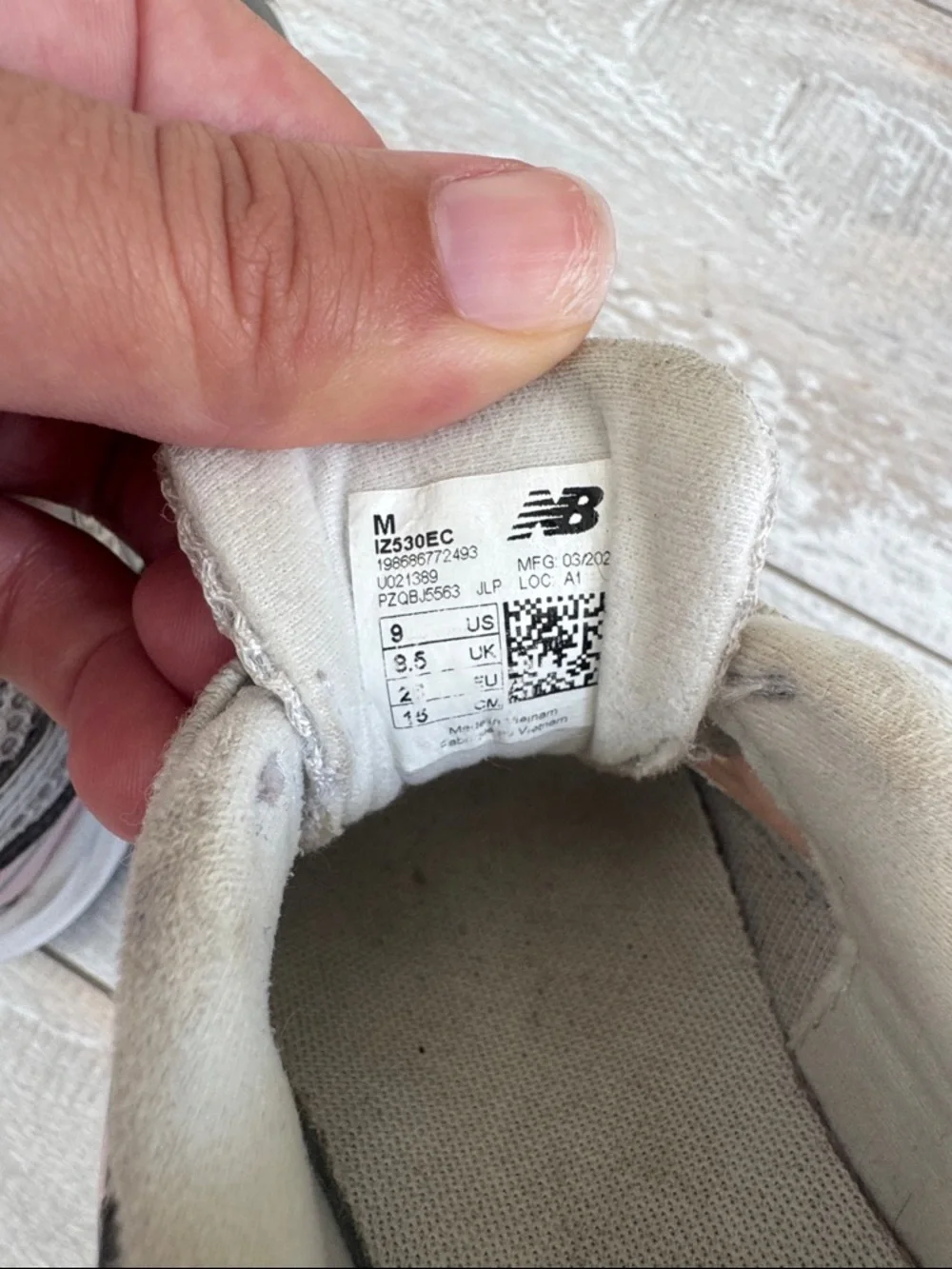 New Balance 530 Kids Silver & Pink Running Shoes 9 toddler